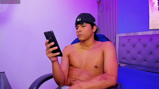Chat XXX en directo de Rauw21