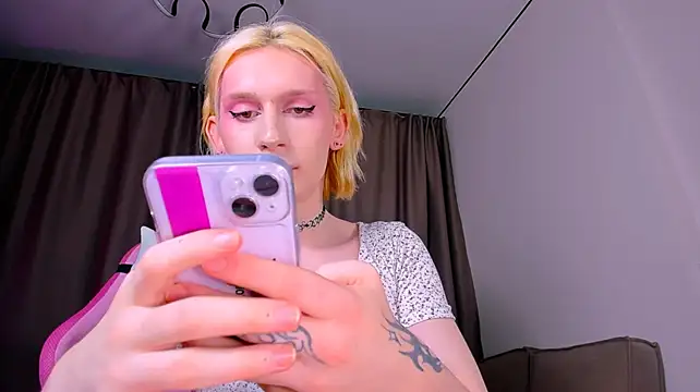 Venom_Baby_ Adlı Modelin Canlı XXX Sohbeti