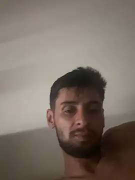 Show modela DragosNan na web-kameri
