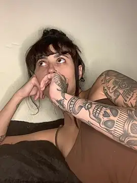 Show de ninapellegrini17 na webcam
