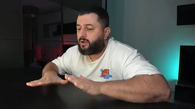 DravenPeak's Live XXX Chat