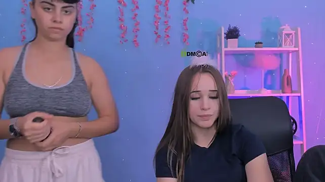 aria_wild_ webcam show