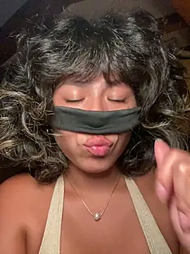 nenalayla Chat XXX in diretta