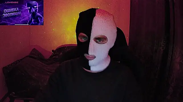ZXCENSORED-: онлайн-секс-чат