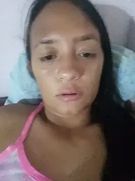 KiaraNova লাইভ XXX চ্যাট