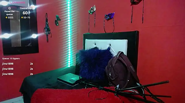 DaisyMoon_ Chat XXX in diretta