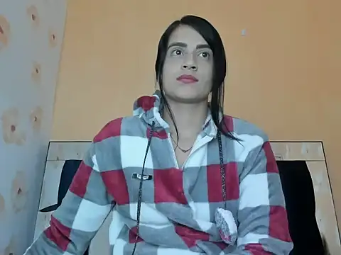 BulmaStarn Live XXX chat