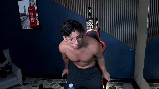 Онлайн чат XXX Axxel_Muscle