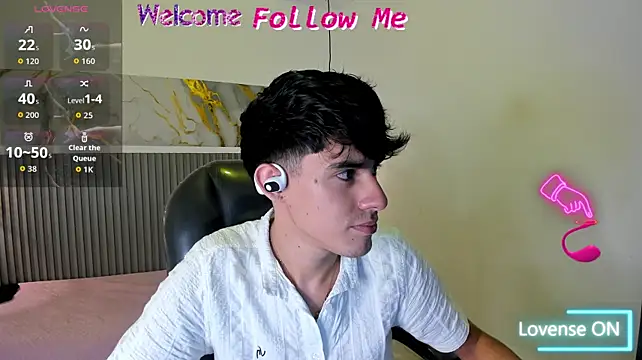 Dyla_n18 live XXX chat