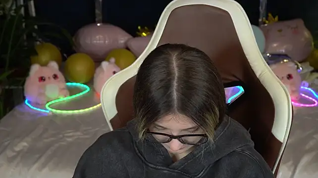 Lissaa_Moon Adlı Modelin Canlı XXX Sohbeti