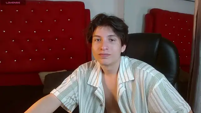 Živý XXX chat Marcoviolet