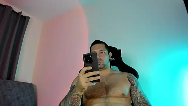 Živý XXX chat Pierre_Vidal