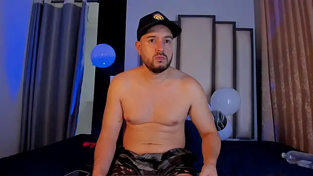 Živý XXX chat Luca_noir