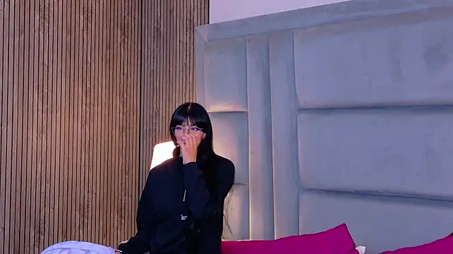 LaylaaDoll: απευθείας συνομιλία ΧΧΧ