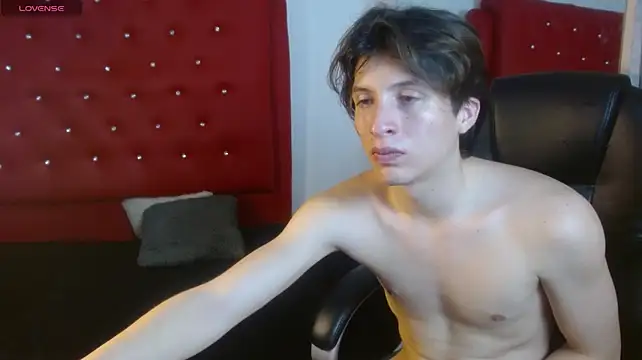 Marcoviolet 现场XXX聊天