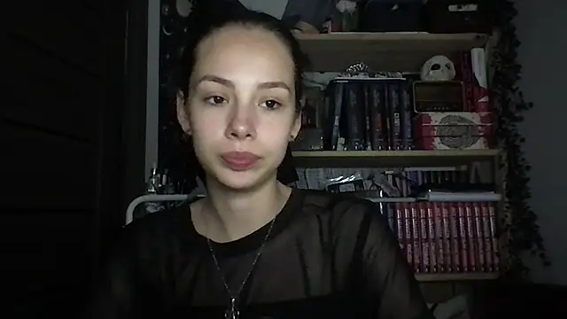 Yuna5343 Chat XXX in diretta
