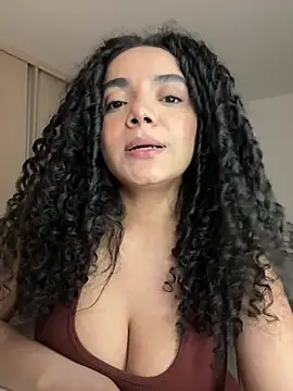 Curlyierr – Live XXX-chat