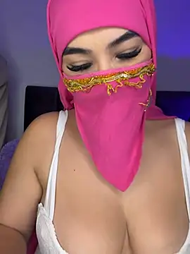 Chat XXX ao vivo de Tahiraaa_
