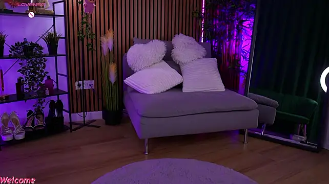 AlyseBaby Chat XXX live