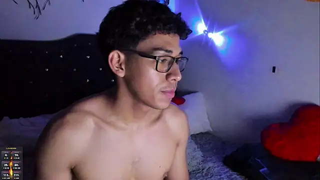 Robert__Zan Chat XXX in diretta