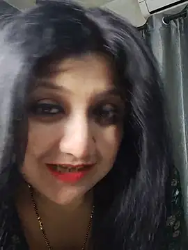 Sexy_rii Adlı Modelin Canlı XXX Sohbeti