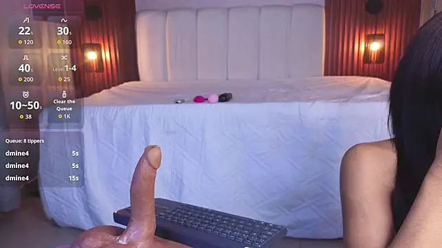 Chatroom XXX en direct de Hot_ladyy