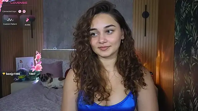 KatarinaHeaven Adlı Modelin Canlı XXX Sohbeti
