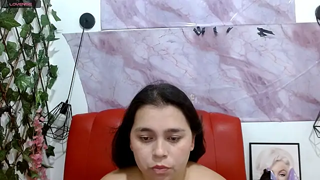 nikol_hot18 XXX чат на живо