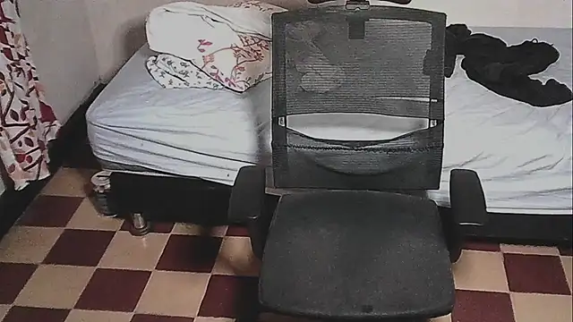 SunBlackCock: διαδικτυακό σόου στην κάμερα