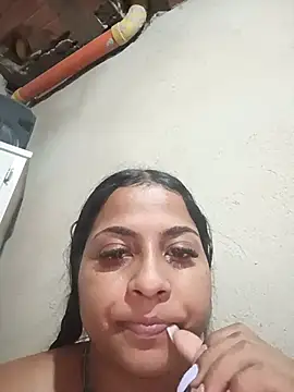Giselabrunette25 Adlı Modelin Canlı XXX Sohbeti