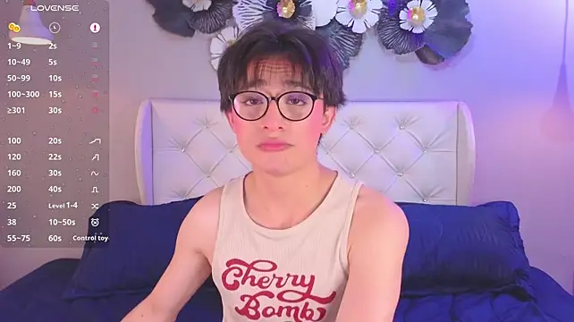 cherryy_boyのライブXXXチャット
