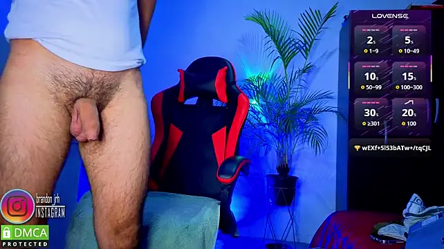 Chatroom XXX en direct de Diilanhott