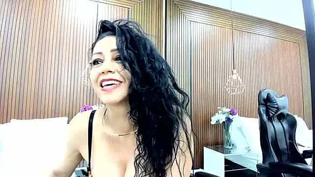 Chat +18 de Velvet_Luxx ao vivo