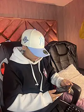 ian_mathias_ Chat XXX in diretta
