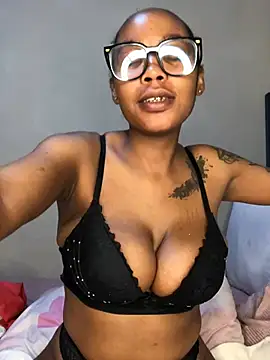 Nicole-Liam- Chat XXX live