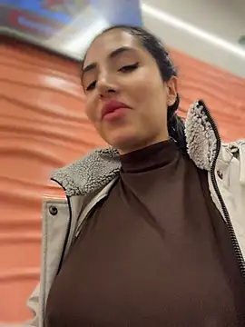 Show modela _Nina_1 na web-kameri