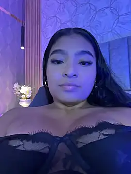 دردشة SofiiCruz الجنسية المباشرة