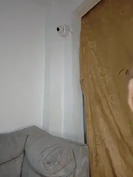 MaxHornyLatin Adlı Modelin Canlı XXX Sohbeti