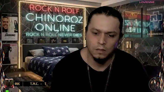 chino_roz Chat XXX in diretta