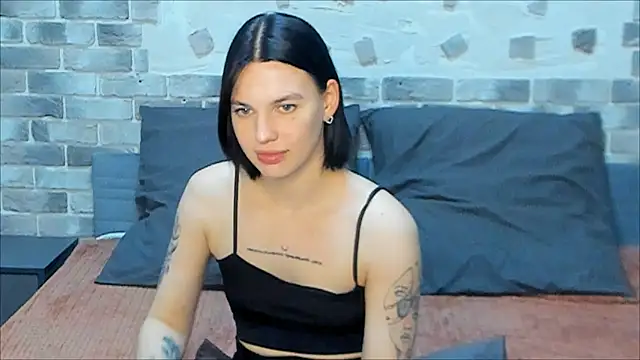Nora_Finch Chat XXX in diretta