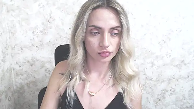 XXX chat uživo modela MerryRose33