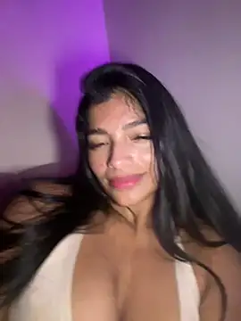 AgathaGeorgiou webcam show