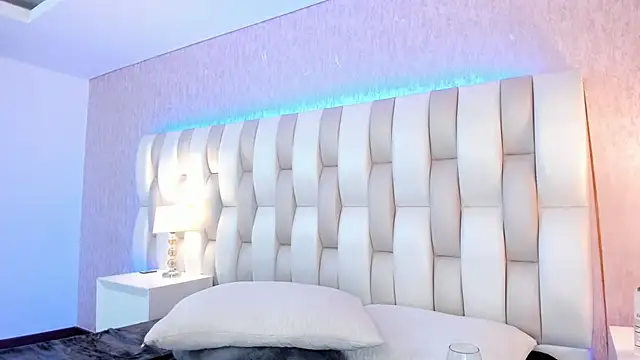 Sophi_rae Adlı Modelin Canlı XXX Sohbeti