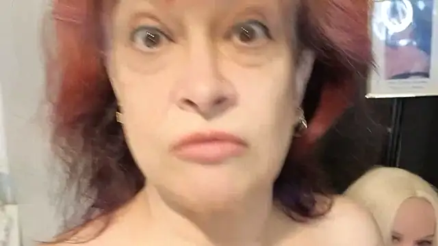 ZorynasDollHouse Webcam show
