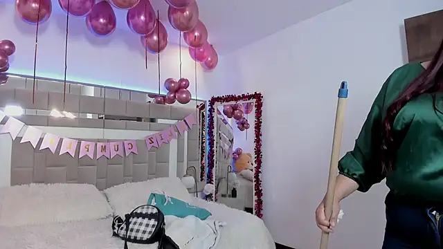 silvia_lane 现场XXX聊天