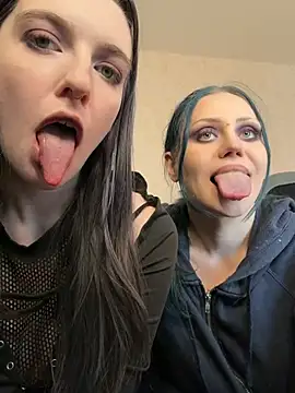 SleepingDuo Live XXX-chat