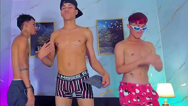 BOYS_IN_THE_EMPIRE Chat XXX in diretta