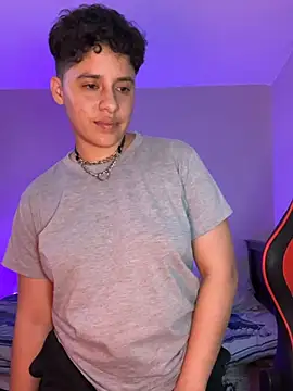 Chat +18 de HUMANXTHING ao vivo