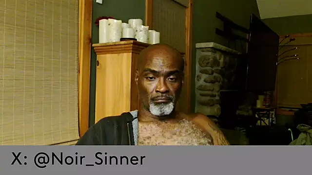 sinnernoir Adlı Modelin Canlı XXX Sohbeti