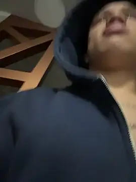Dominik_Souza Adlı Modelin Canlı XXX Sohbeti